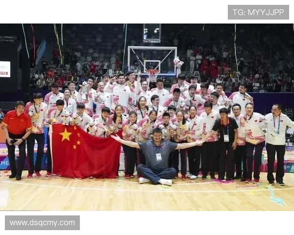 广州篮球队配合变革引发热议球迷期待新战术带来的精彩表现